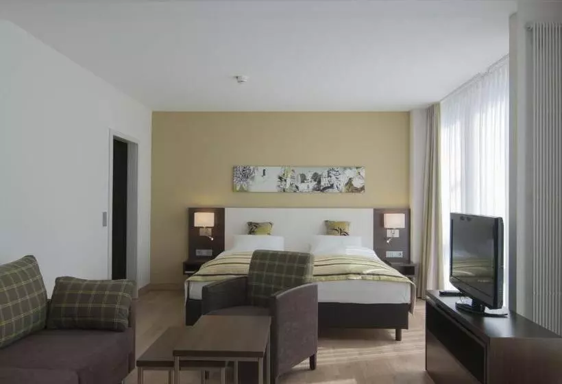 スイート, Holiday Inn Munich Unterhaching, An Ihg