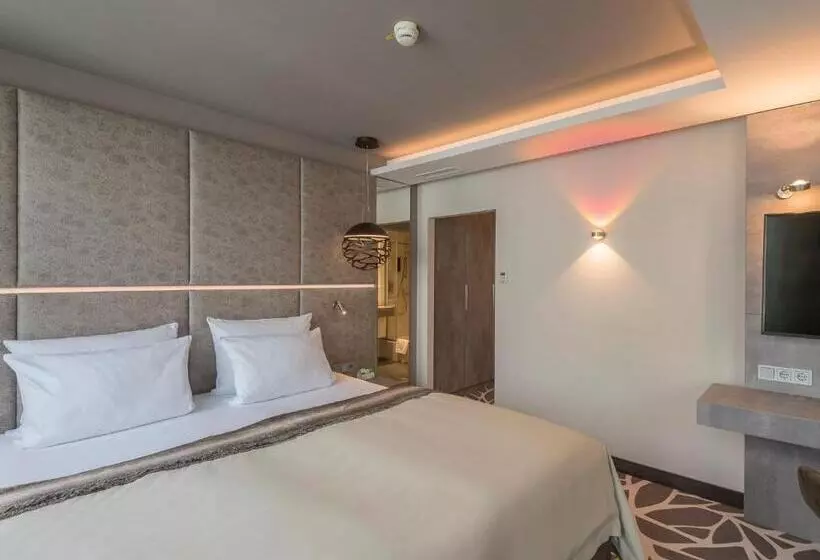 スイート, Holiday Inn Munich Unterhaching, An Ihg