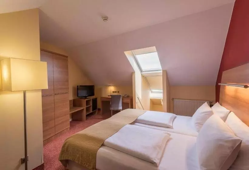 スーペリアールーム, Holiday Inn Munich Unterhaching, An Ihg