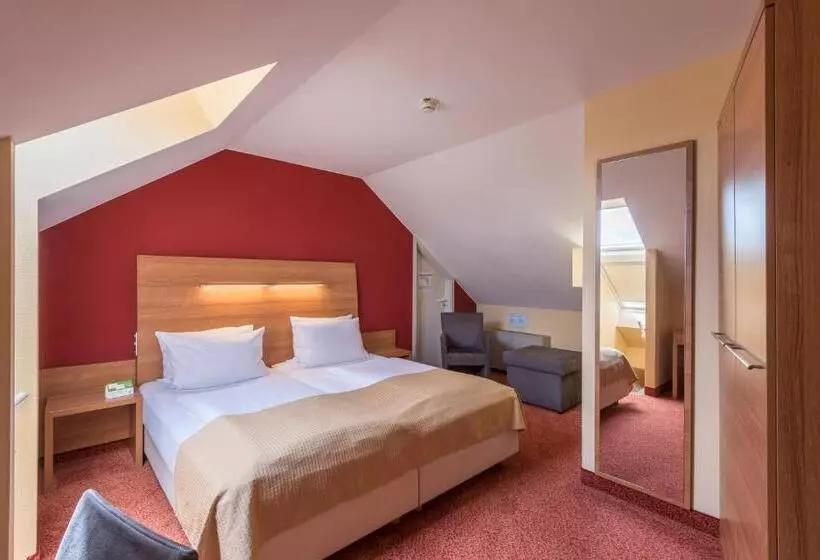 スーペリアールーム, Holiday Inn Munich Unterhaching, An Ihg