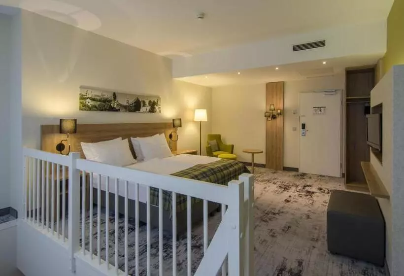 キングサイズベッドのスタンダードルーム, Holiday Inn Munich Unterhaching, An Ihg