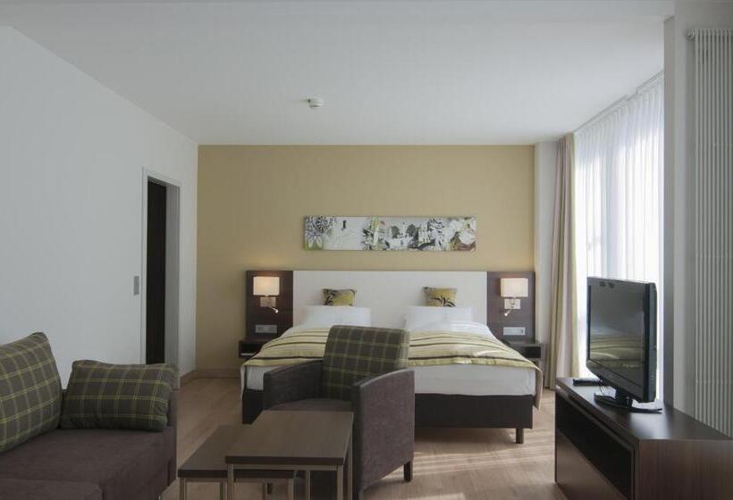 스탠다드 룸 킹사이즈 침대, Holiday Inn Munich Unterhaching, An Ihg