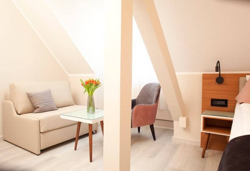 غرفة قياسية فردية, Schweriner Hof