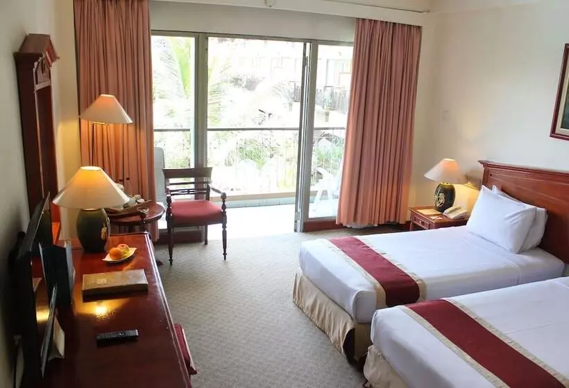 اتاق اجرایی, The Jayakarta Suites Bandung