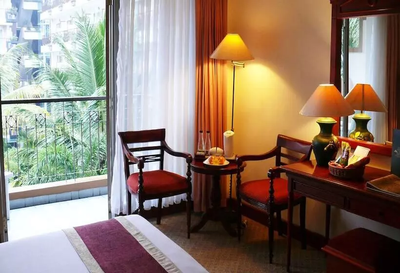 اتاق اجرایی, The Jayakarta Suites Bandung