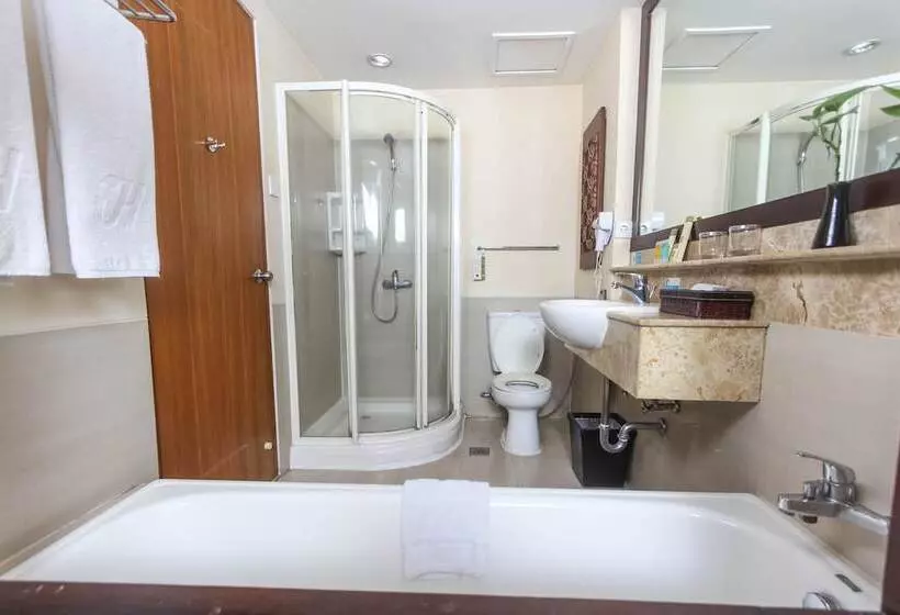 اتاق استاندارد, The Jayakarta Suites Bandung