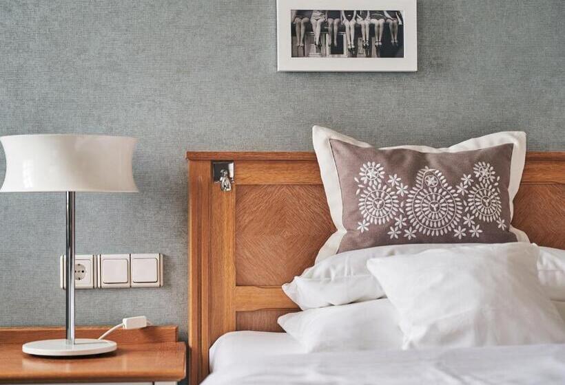 带海景的豪华间, A Rosa Kurhaus Binz