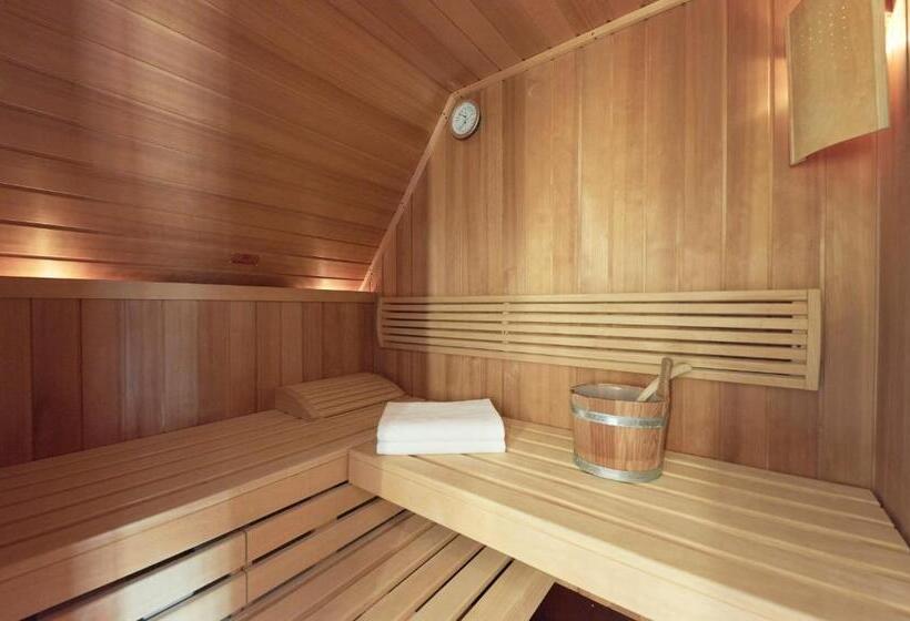Suite, A Rosa Kurhaus Binz