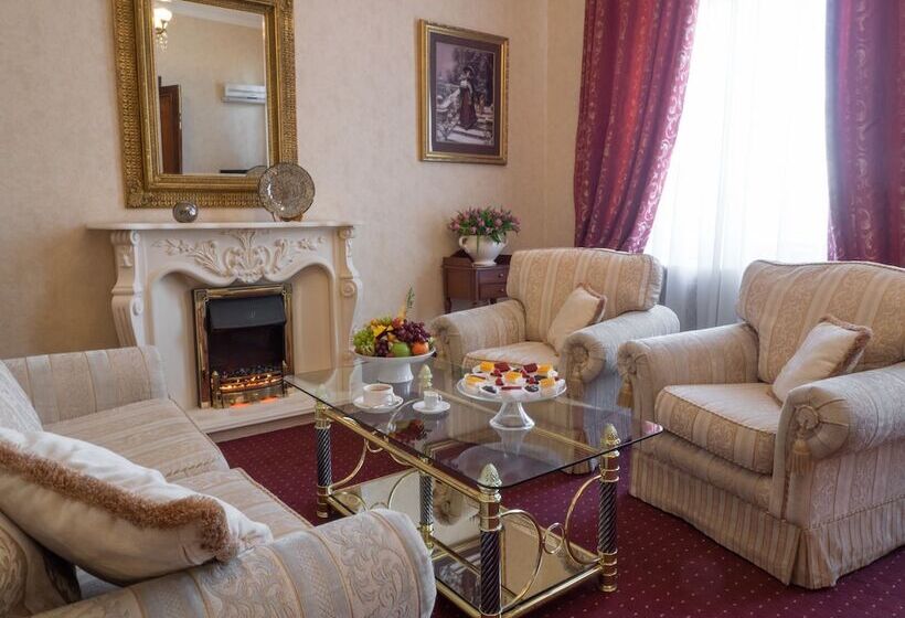 クラブスイート, Legendary Hotel Sovietsky