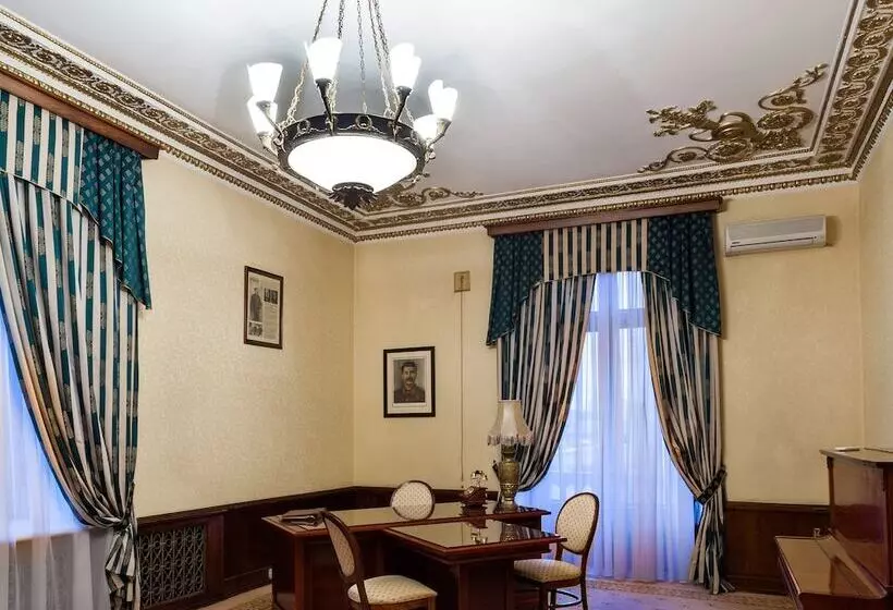 １ベッドルームアパートメント, Legendary Hotel Sovietsky