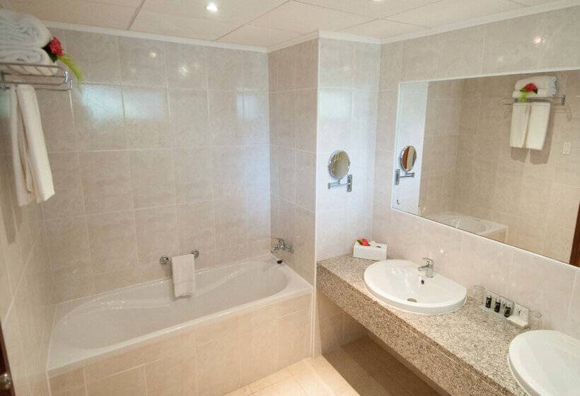 سوییت جونیور با چشمانداز استخر, Van Der Valk Plaza Beach & Dive Resort Bonaire