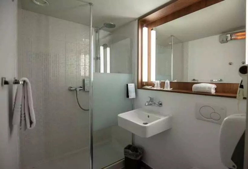 スタンダードルーム, Campanile Hotel & Restaurant Liège / Luik
