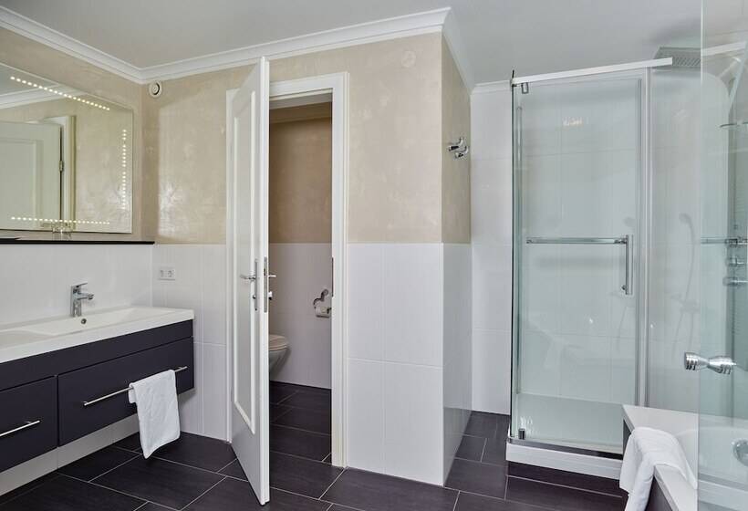 Апартаменты 1 Спальня, A Vita Viktoria & A Vita Living Luxury Apartments