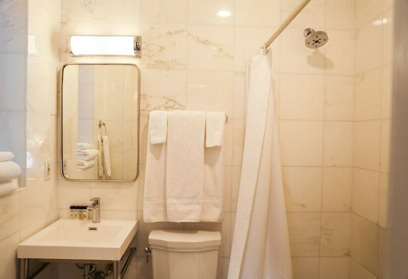 家庭套房, Belleclaire Central Park