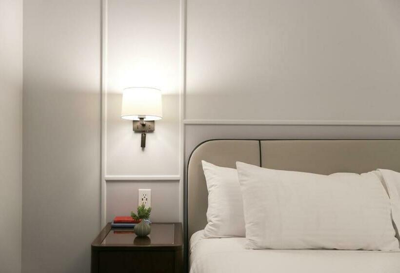 标准间带双人床, Belleclaire Central Park