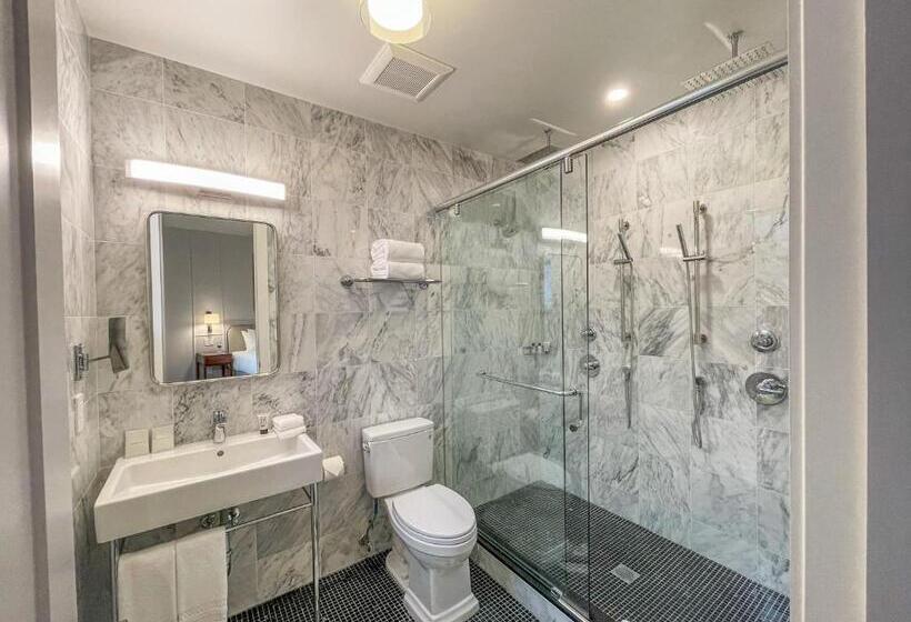 三居室总统套房, Belleclaire Central Park