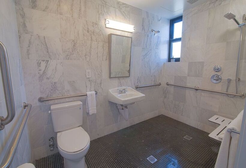 适用于残疾人士的豪华房间, Belleclaire Central Park