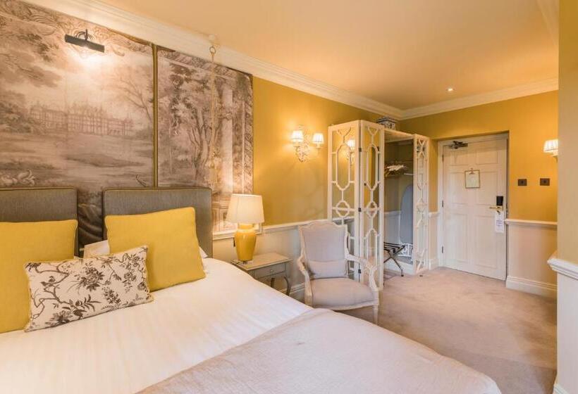 Номер Стандарт, Coombe Abbey