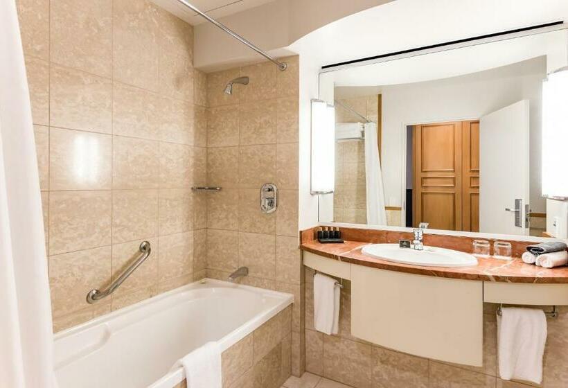 غرفة قياسية, Distinction Christchurch