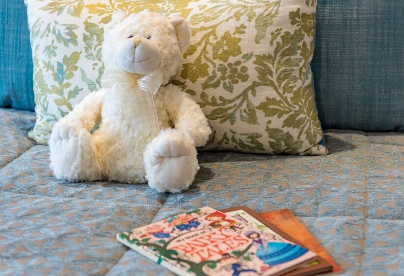 جناح عائلي, Distinction Christchurch