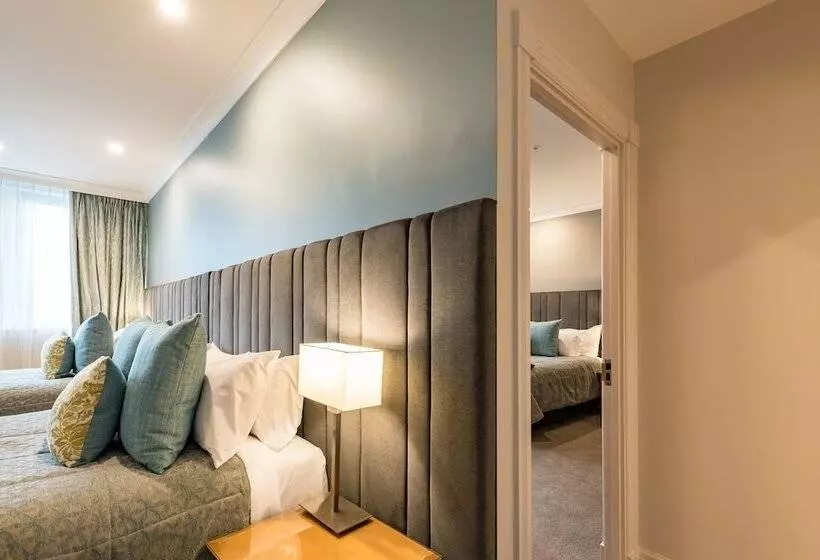 سوییت خانوادگی, Distinction Christchurch