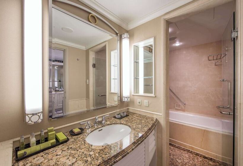 غرفة سوبيريور, Hilton Tokyo Odaiba