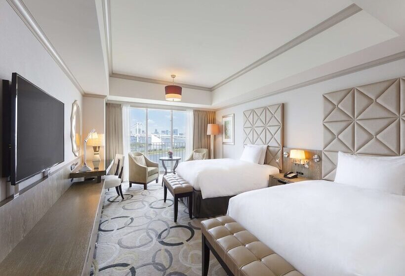 Номер Superior, Hilton Tokyo Odaiba