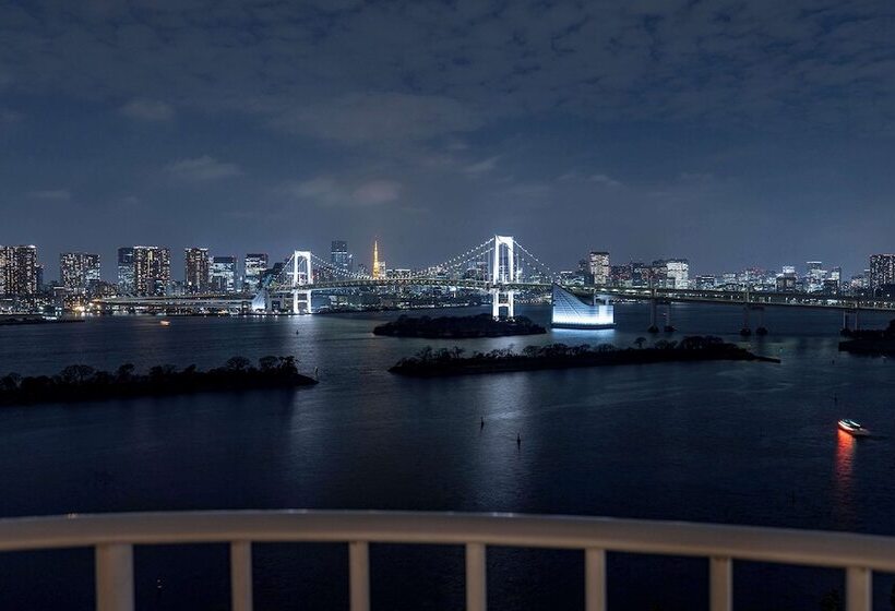 جناح ديلوكس, Hilton Tokyo Odaiba