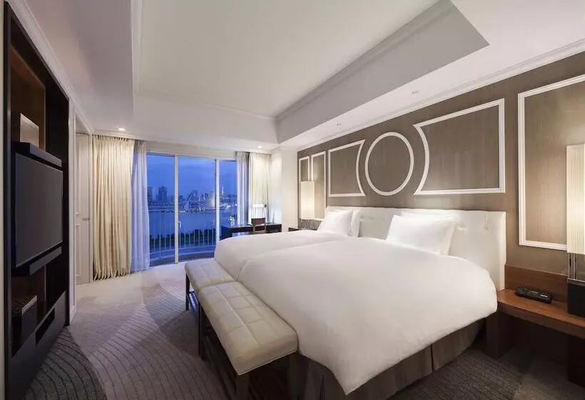 سوییت, Hilton Tokyo Odaiba