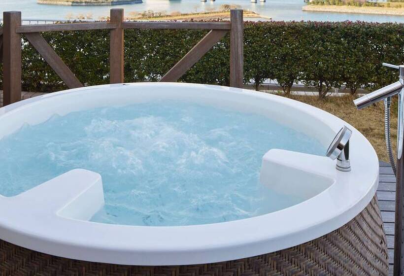 جناح مزود بتراس, Hilton Tokyo Odaiba