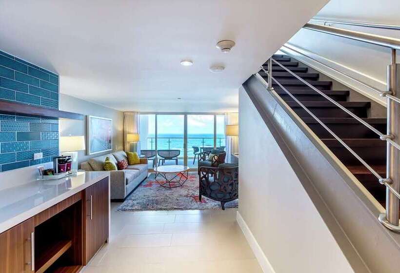 Люкс Кровать Кинг, Hilton Tokyo Odaiba