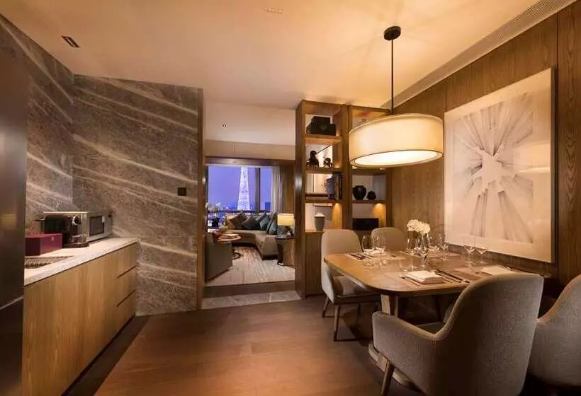 Suite with Terrace, Hilton Tokyo Odaiba
