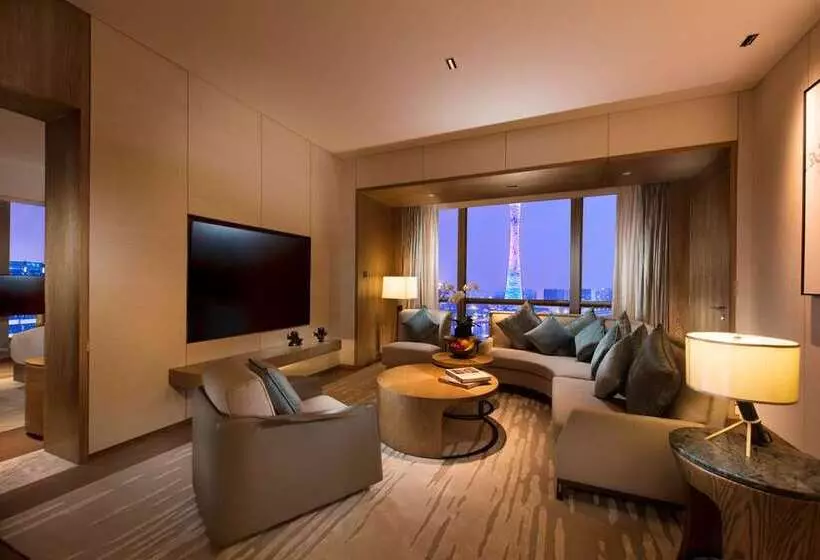 Suite with Terrace, Hilton Tokyo Odaiba