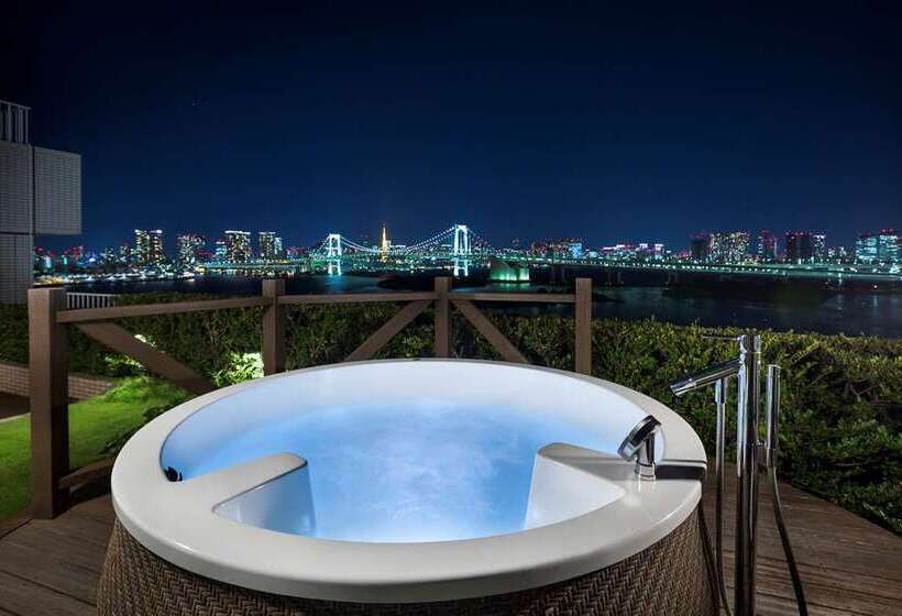 جناح ديلوكس, Hilton Tokyo Odaiba