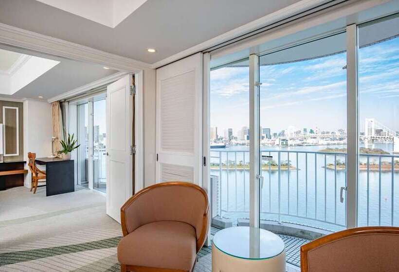 Люкс Повышенной Комфортности, Hilton Tokyo Odaiba