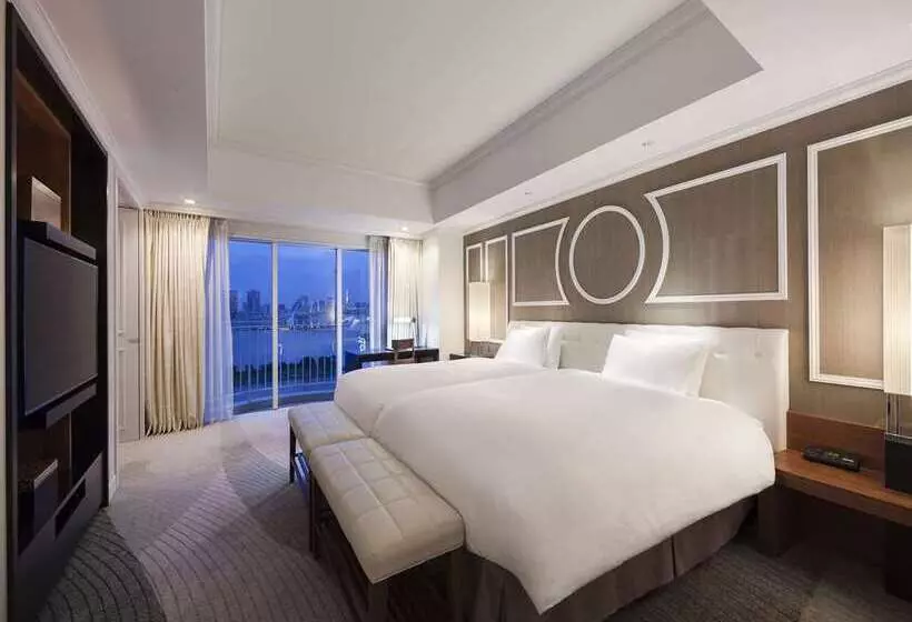 سوییت, Hilton Tokyo Odaiba