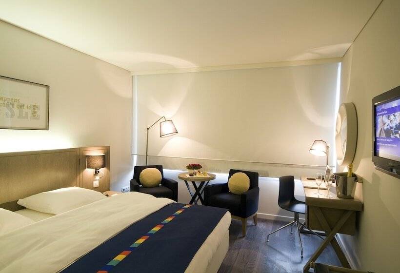 اتاق استاندارد, Park Inn By Radisson Antwerp City Centre