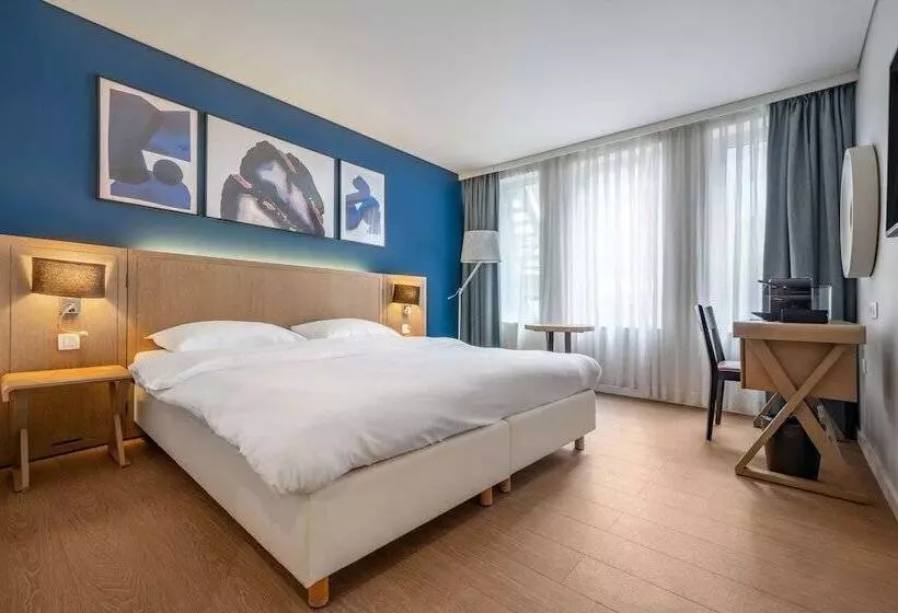 اتاق سوپریور با چشمانداز شهر, Park Inn By Radisson Antwerp City Centre