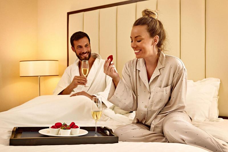 이그제큐티브 룸 킹사이즈 침대, Sheraton Zagreb