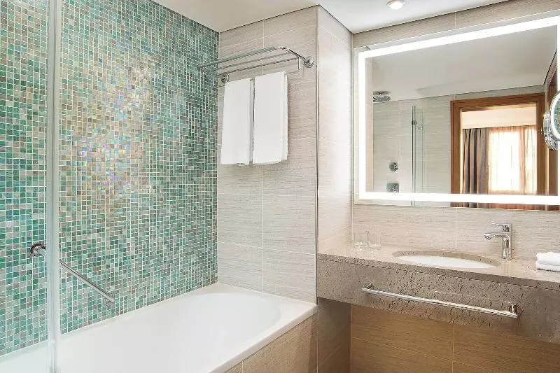 デラックスルーム, Sheraton Zagreb