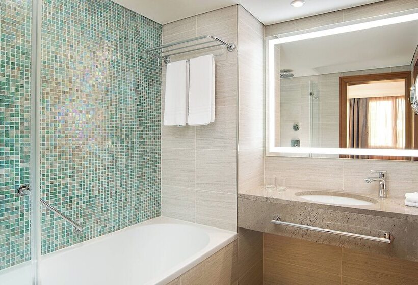 디럭스 룸, Sheraton Zagreb