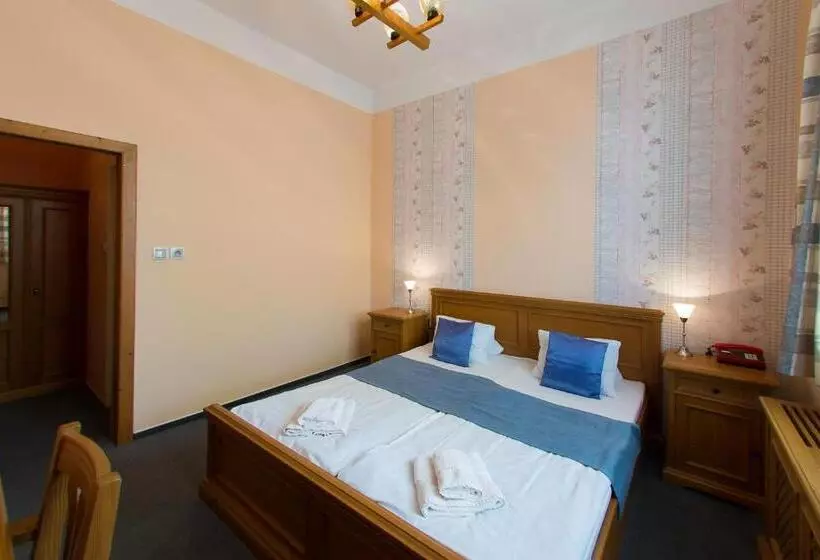 Quarto standard, Soudek