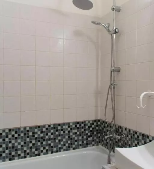 Suite, Soudek