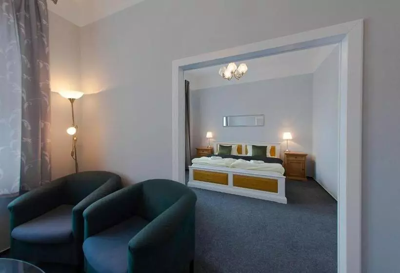 Suite, Soudek