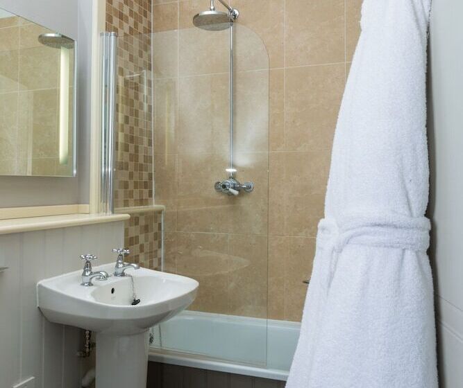 ファミリールーム, The Dog & Bear