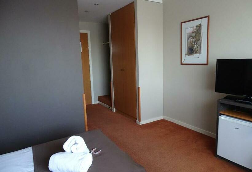 Номер Executive, Sleep & Go Brussels Expo