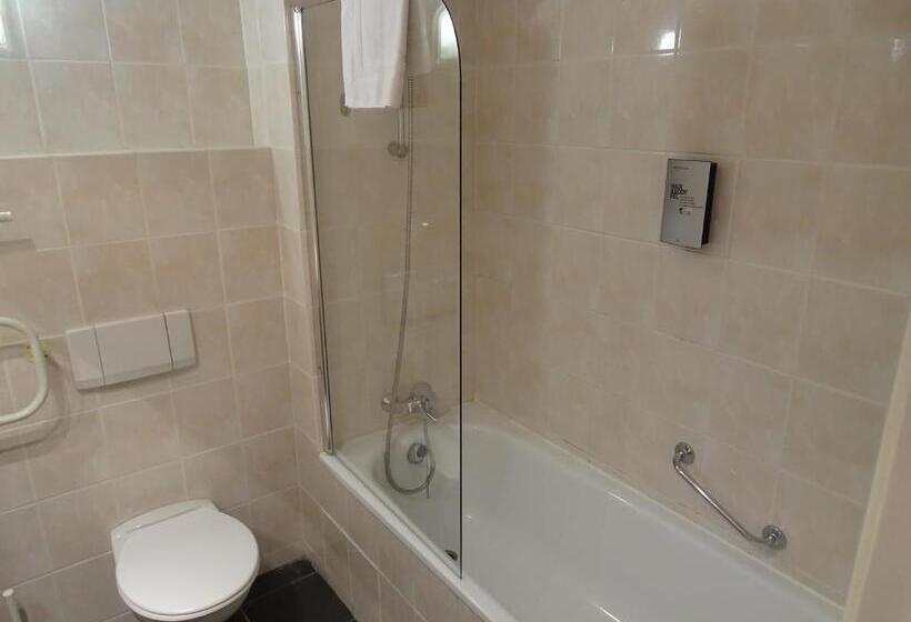 غرفة إقتصادية, Sleep & Go Brussels Expo