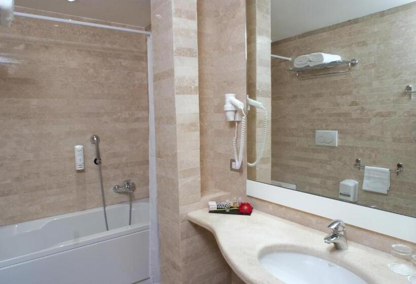 חדר סטנדרט, White