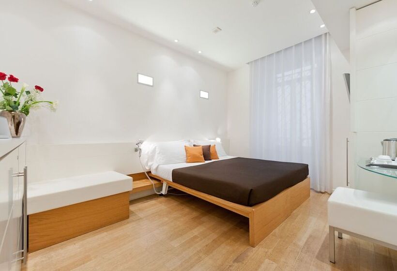 חדר אקזקיוטיב, White