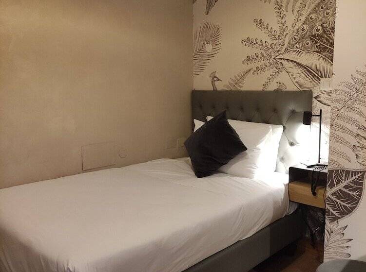 חדר סטנדרט יחיד, White